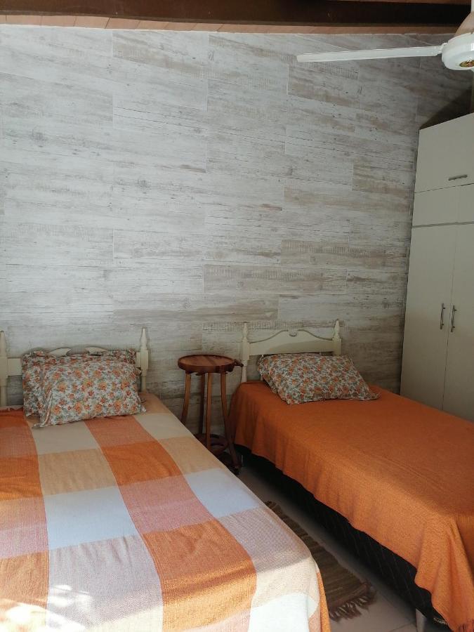Granados Bed & Breakfast Asuncion Ngoại thất bức ảnh