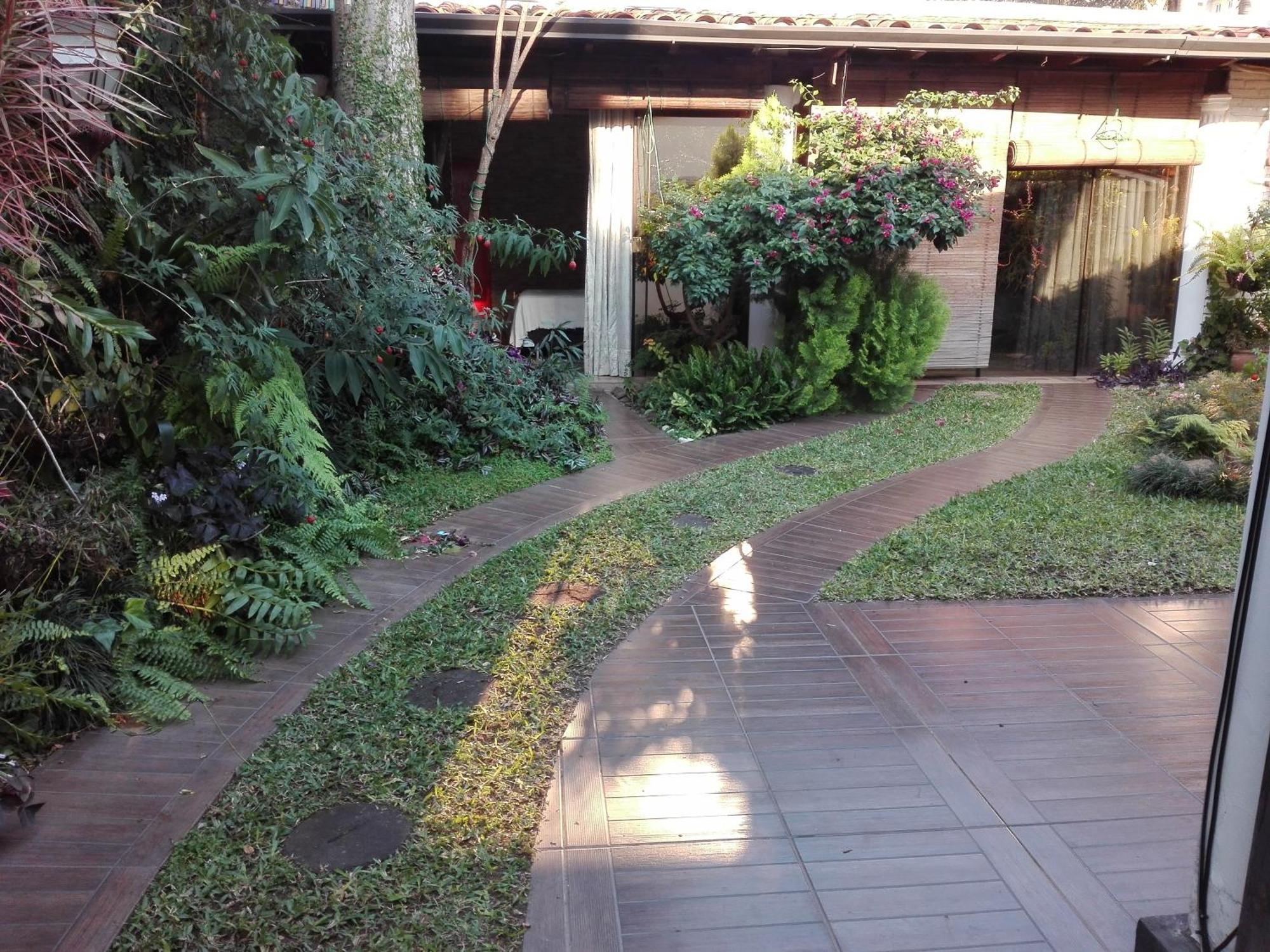 Granados Bed & Breakfast Asuncion Ngoại thất bức ảnh