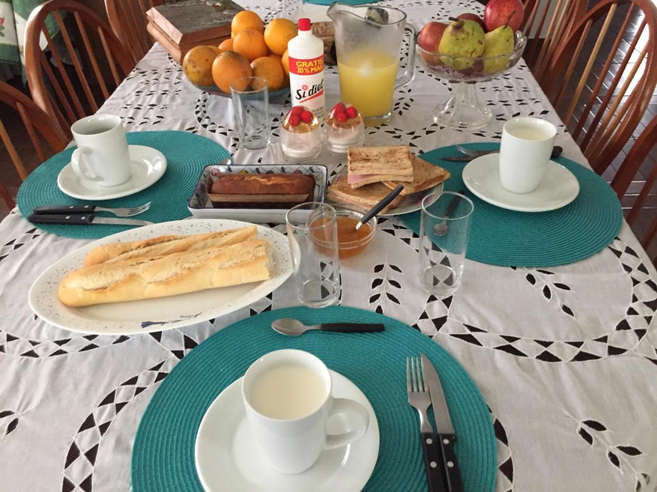 Granados Bed & Breakfast Asuncion Ngoại thất bức ảnh